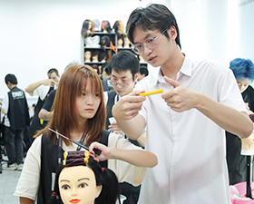 百美汇技能培训