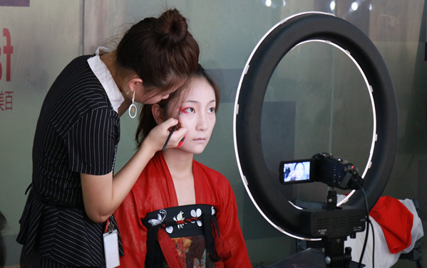 2019-08-23-113857.jpg IMG_2564_副本.jpg